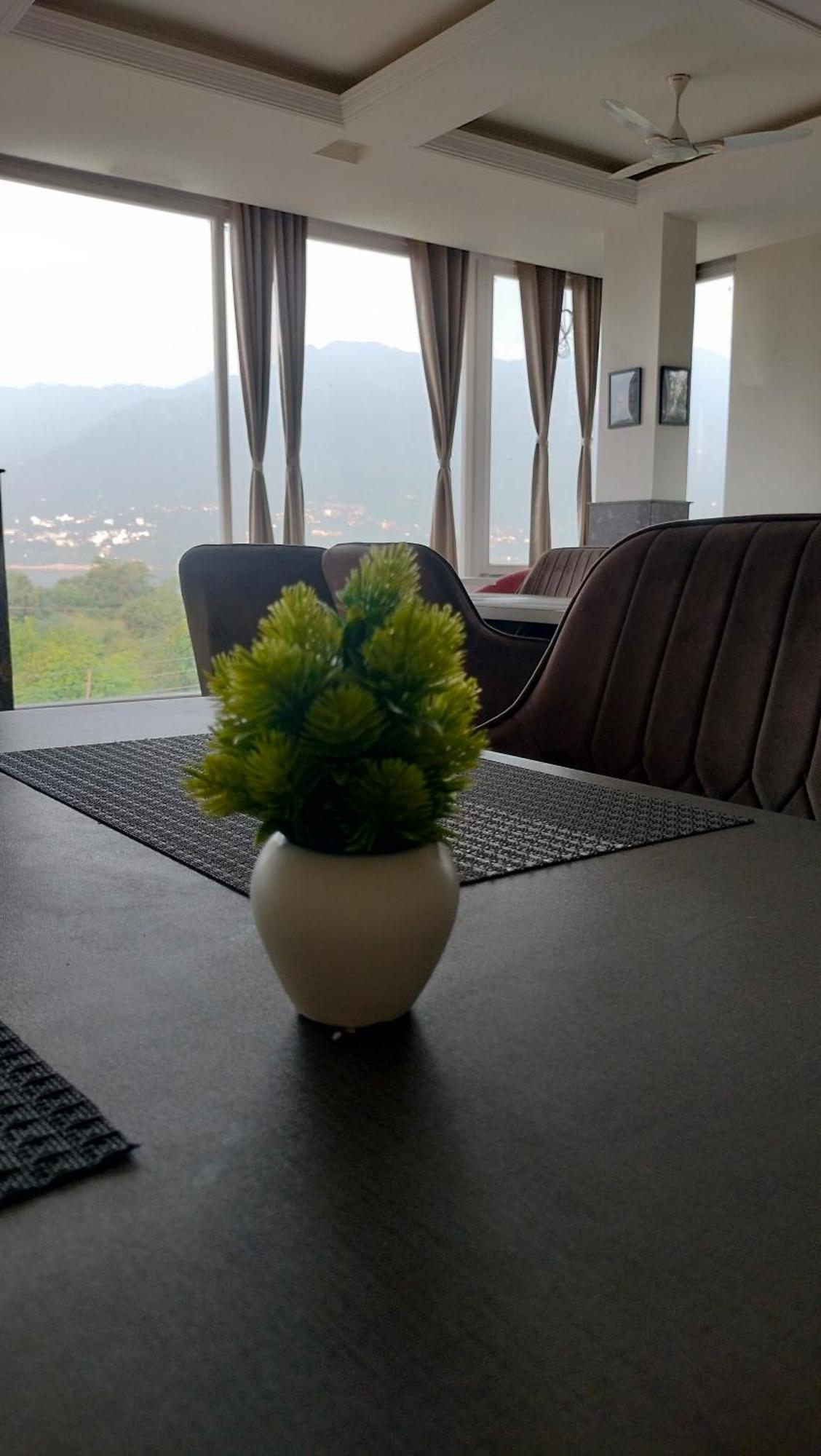 Govind Sagar View Hotel & Restaurant Bilaspur  Eksteriør billede