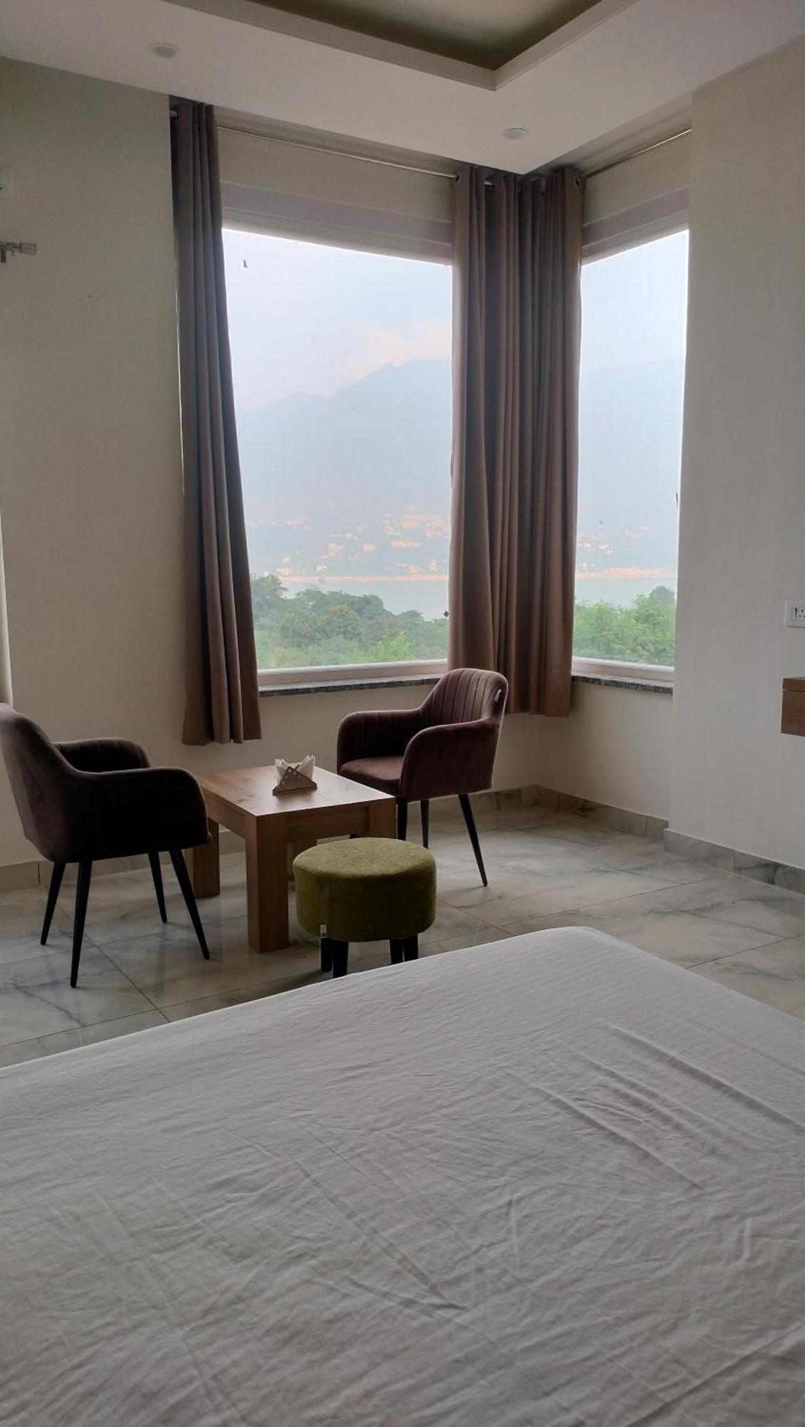 Govind Sagar View Hotel & Restaurant Bilaspur  Eksteriør billede