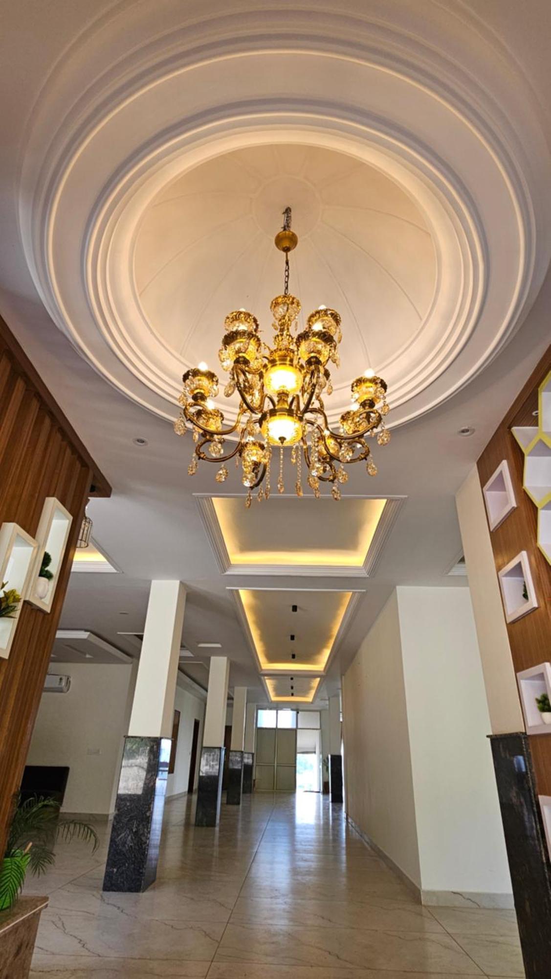Govind Sagar View Hotel & Restaurant Bilaspur  Eksteriør billede